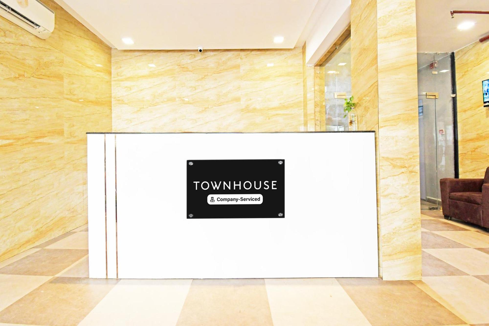 Super Townhouse Mancheswar Industrial Estate Hotel Бхубанешвар Екстериор снимка