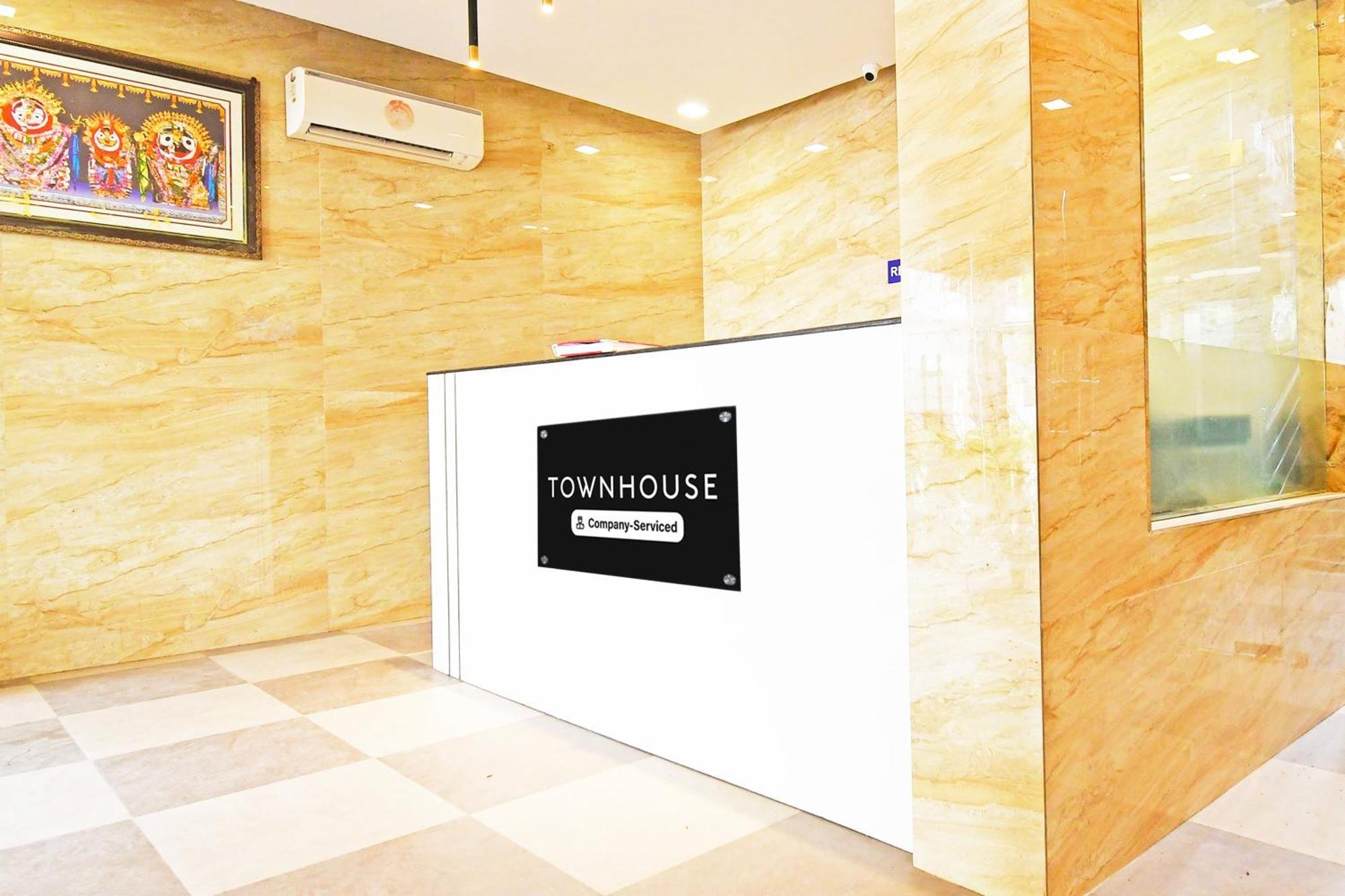 Super Townhouse Mancheswar Industrial Estate Hotel Бхубанешвар Екстериор снимка