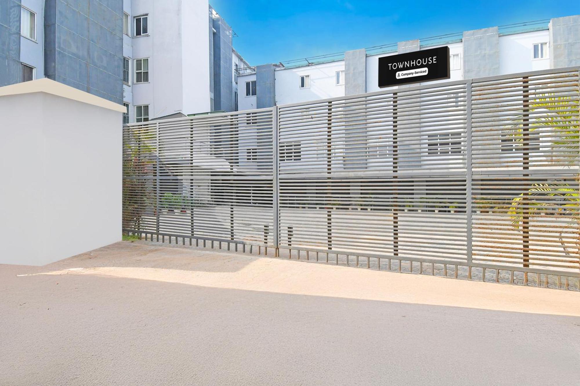 Super Townhouse Mancheswar Industrial Estate Hotel Бхубанешвар Екстериор снимка