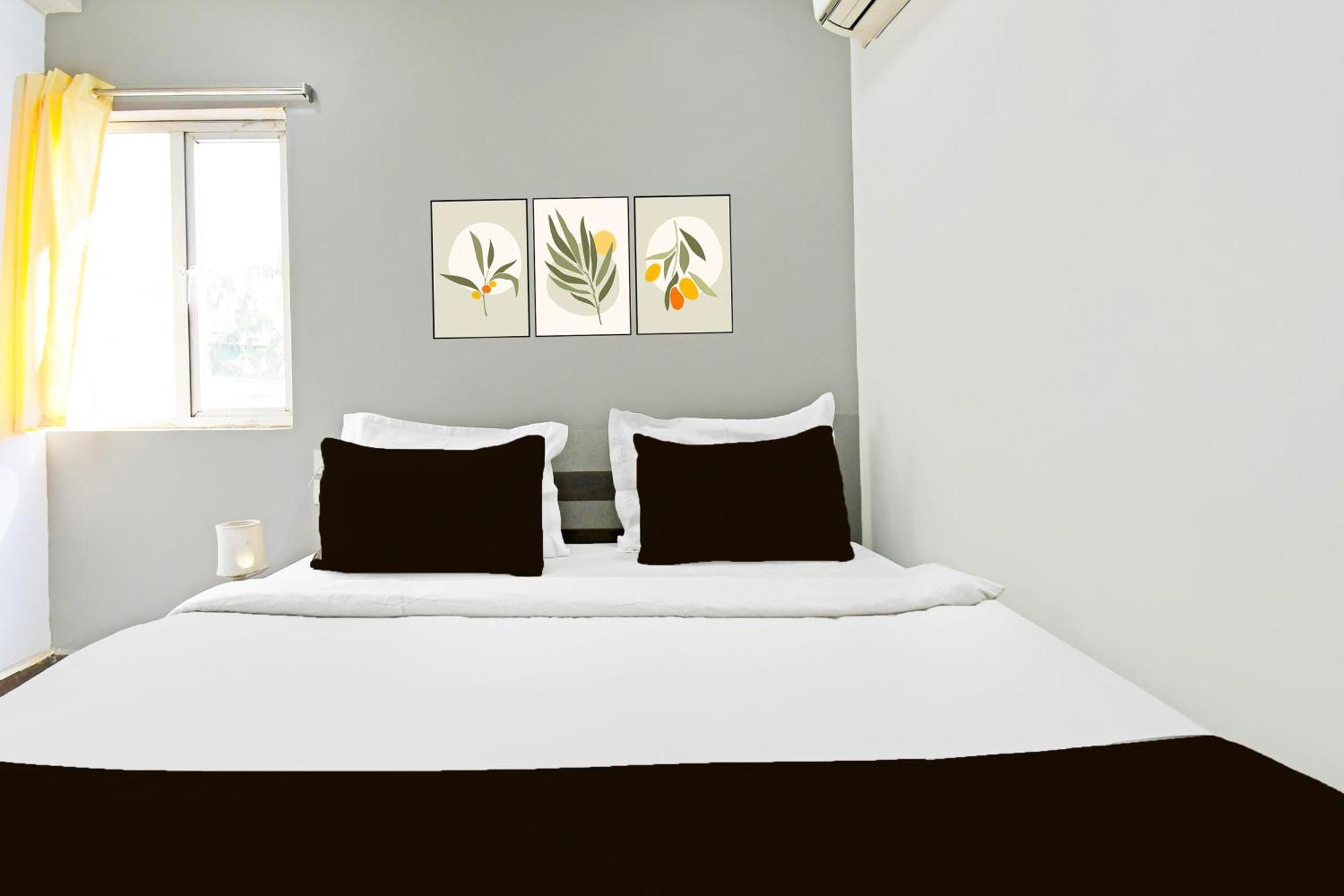 Super Townhouse Mancheswar Industrial Estate Hotel Бхубанешвар Екстериор снимка